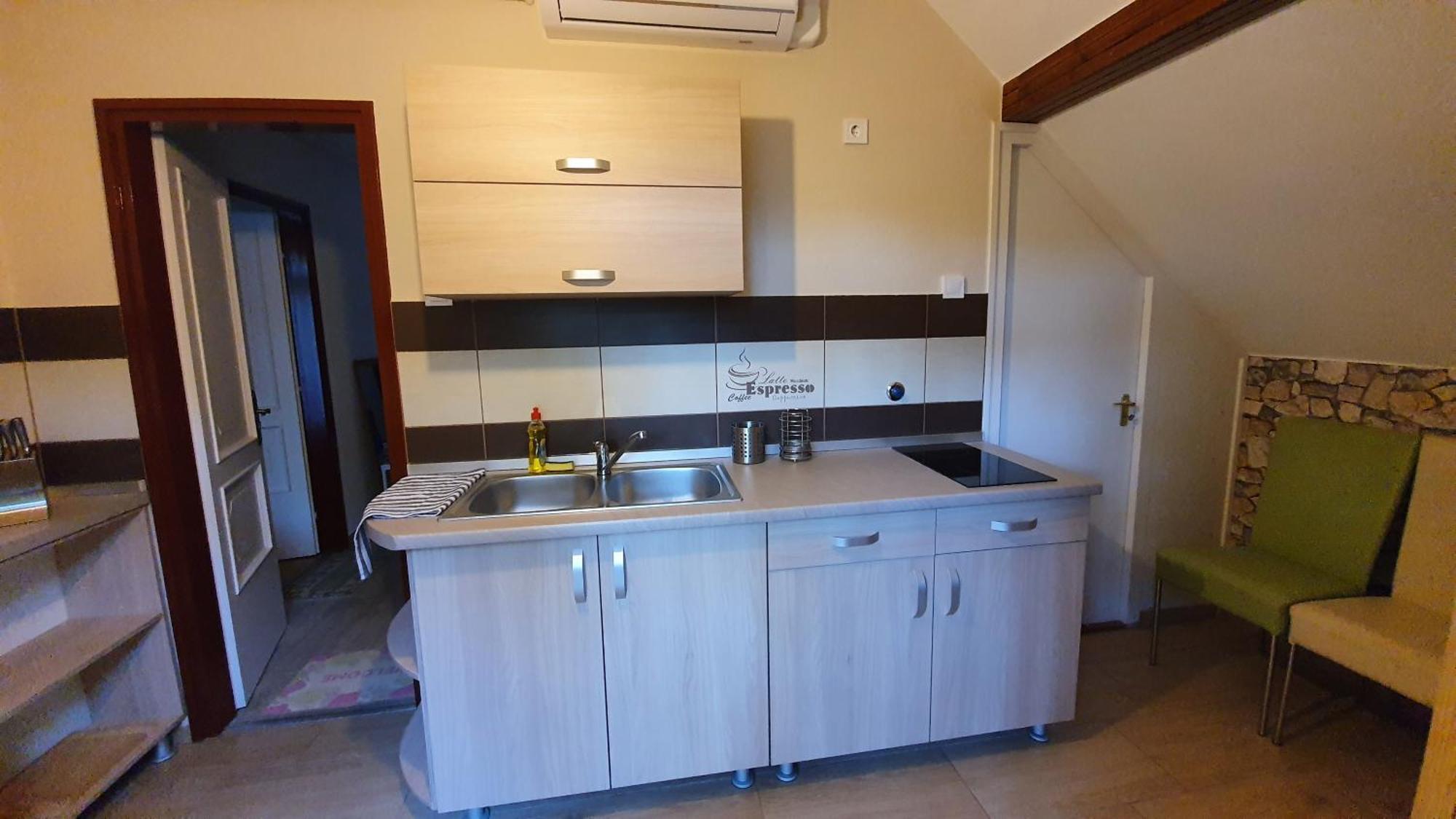 Agnes Vendeghazak Siofok-Apartman 2 Exterior foto
